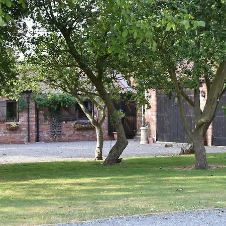 The Barn At Whitehouse Farm 18Th Century 3 Bed Barn- Beautifully Converted Frithville Exterior photo