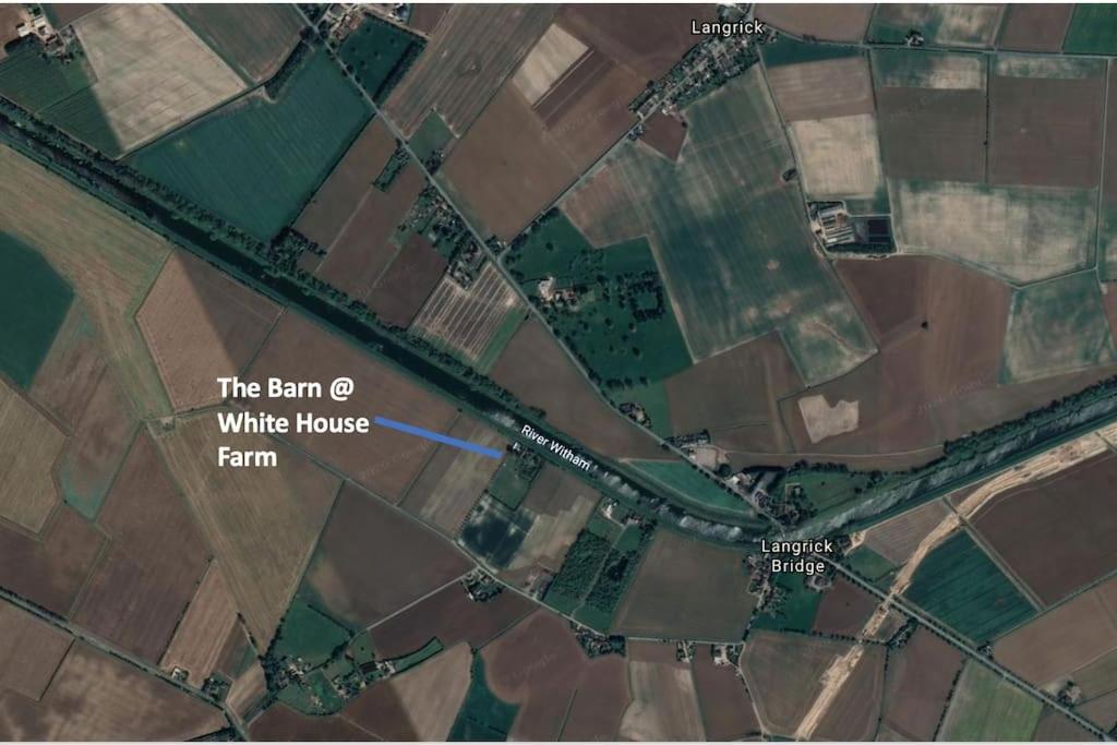 The Barn At Whitehouse Farm 18th Century 3 Bed Barn- Beautifully Converted Holiday home *