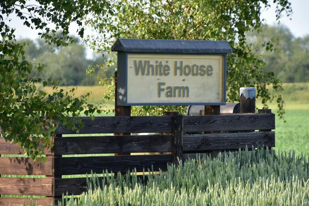 The Barn At Whitehouse Farm 18th Century 3 Bed Barn- Beautifully Converted
